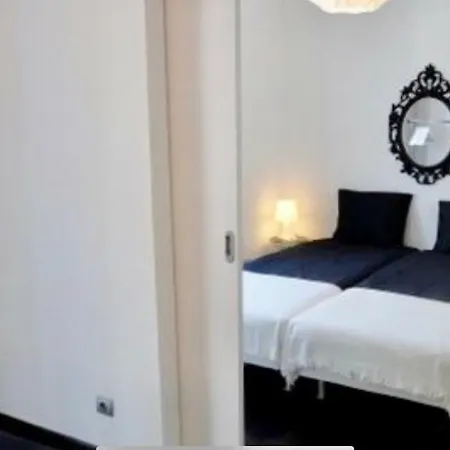 Apartment Bairroalto@pracacmoes *