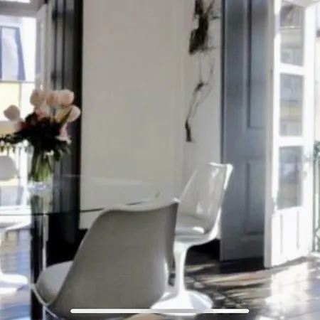 Bairroalto@pracacmoes Apartment Lissabon